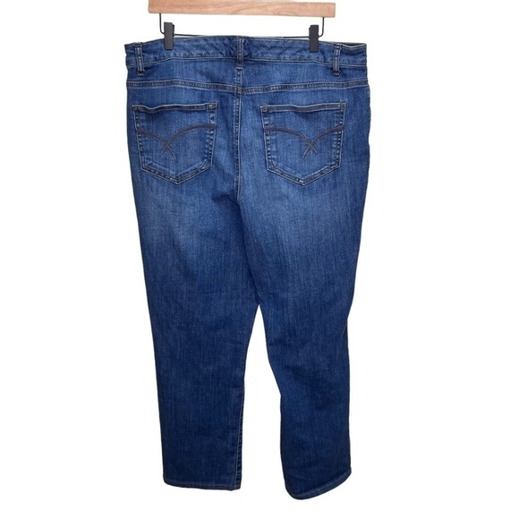 𝅺Pennington’s Slightly Curvy Straight Leg  Jeans Size 18 - Picture 2 of 11